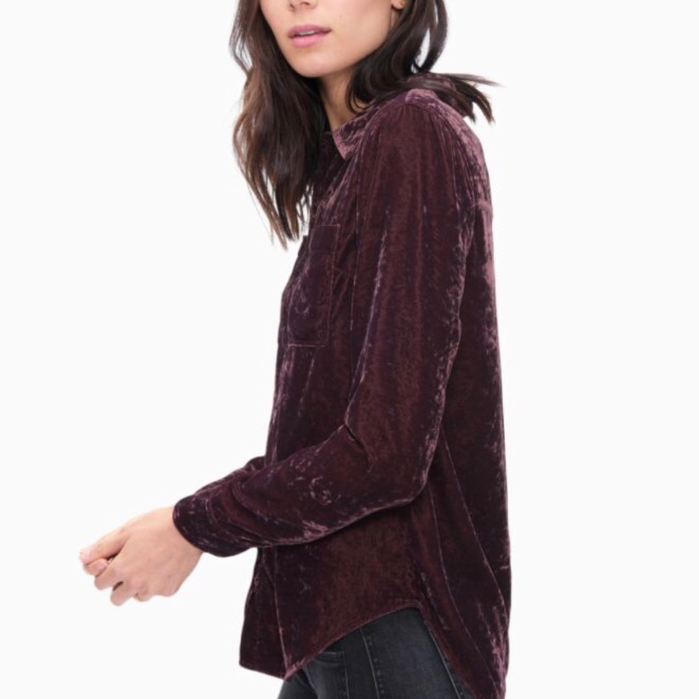 Splendid Crushed Velvet Button Down✨